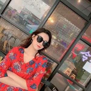 Meet your Posher, Yingping